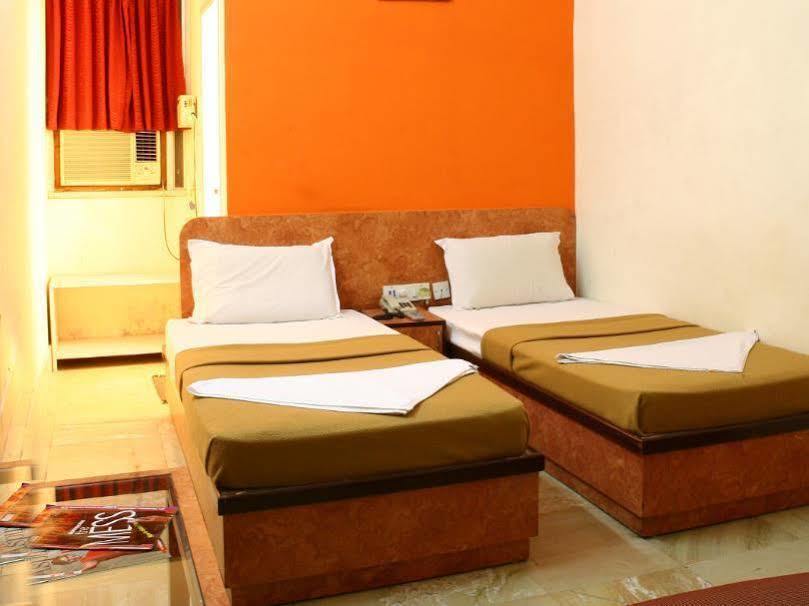 Hotel Suriya International Čennai Exteriér fotografie